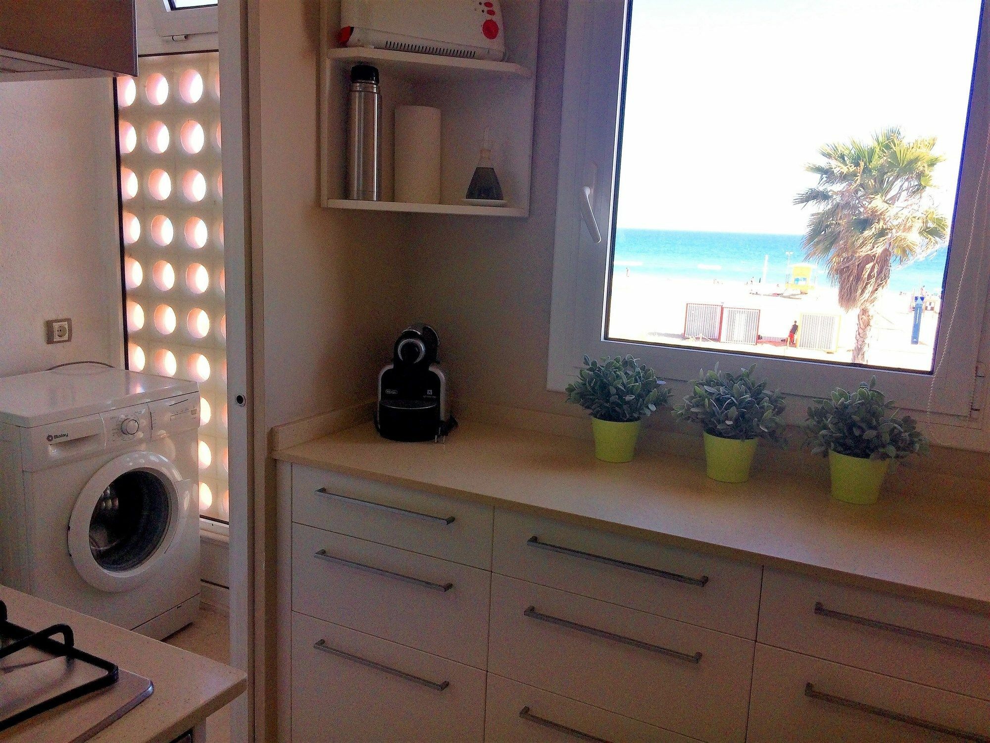 Calaluz Be My Guest Castelldefels Apartamento Exterior foto